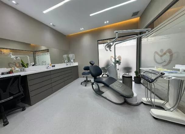 IST Smile Experts