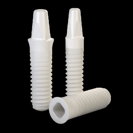 Inserimento impianto Straumann Pure Ceramic